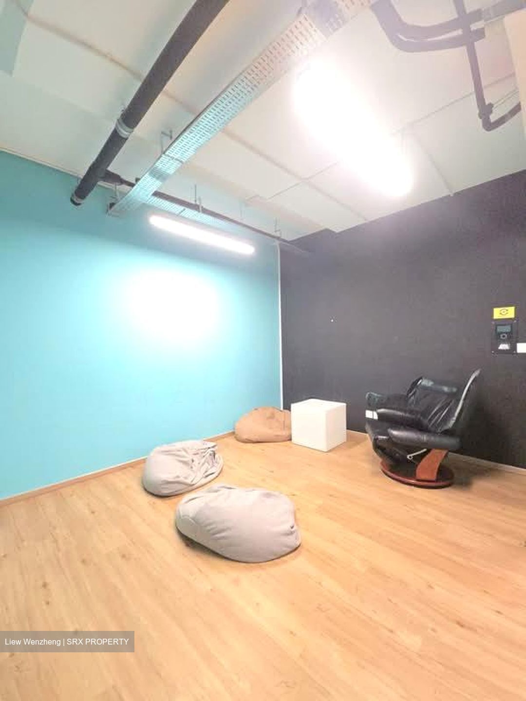 Lorong 18 Geylang (D14), Office #571641641